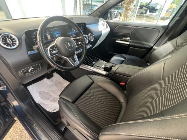 MERCEDES-BENZ GLA 200 Progressive Line  