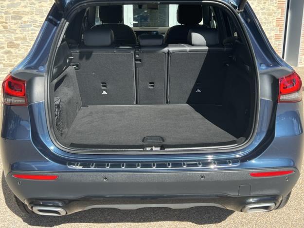 MERCEDES-BENZ GLA 200 Progressive Line  