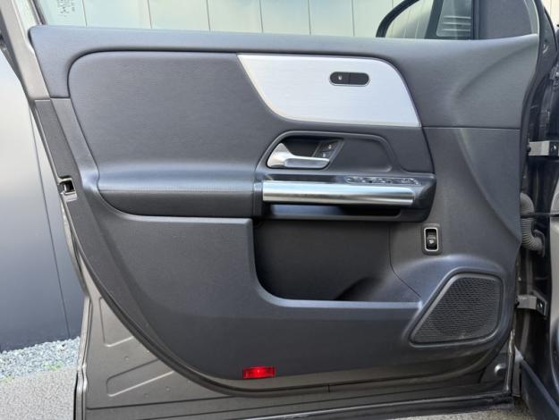 MERCEDES-BENZ GLA 200 d Progressive Line  GLA 200 d Progressive Line