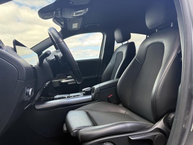 MERCEDES-BENZ GLA 200 d Progressive Line  GLA 200 d Progressive Line