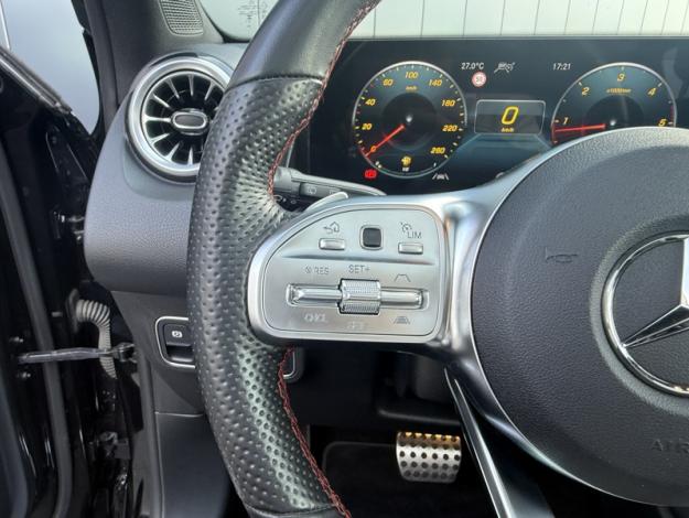 MERCEDES-BENZ GLB 200 d AMG Line  