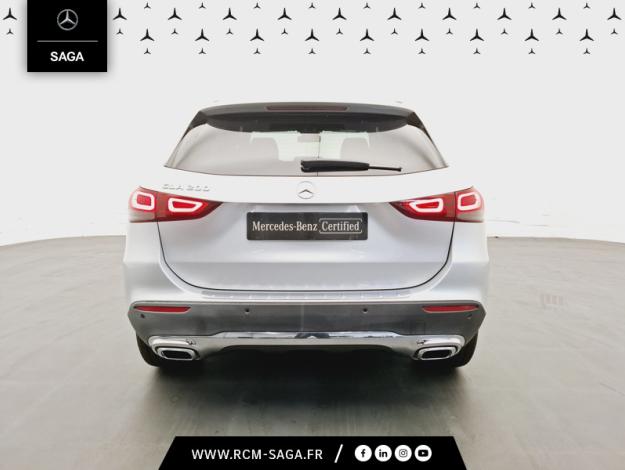 MERCEDES-BENZ GLA 200 Progressive Line  