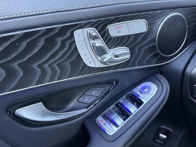 MERCEDES-BENZ GLC Coupé 300 de 194 + 122ch AMG Line 4Matic 9G-Tronic  