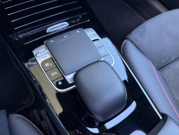 MERCEDES-BENZ Classe A 180 136ch AMG Line 7G-DCT  