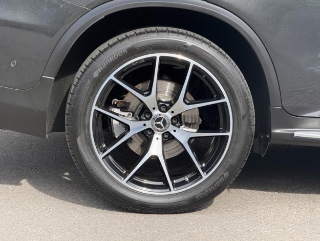 MERCEDES-BENZ GLC Coupé GLC 300 d 4MATIC Coupé AMG Line  