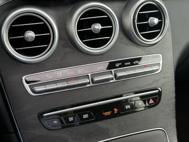 MERCEDES-BENZ GLC Coupé GLC 300 d 4MATIC Coupé AMG Line  