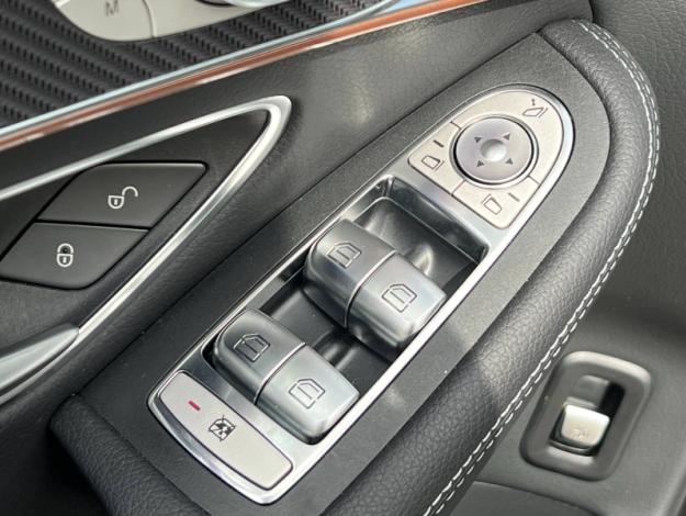 MERCEDES-BENZ EQC 400 408ch AMG Line 4Matic 11cv  Classe EQC / 293 EQC 400 4MATIC AMG line