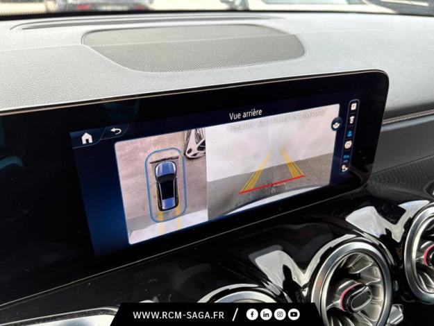 MERCEDES-BENZ GLB 200 d AMG Line  