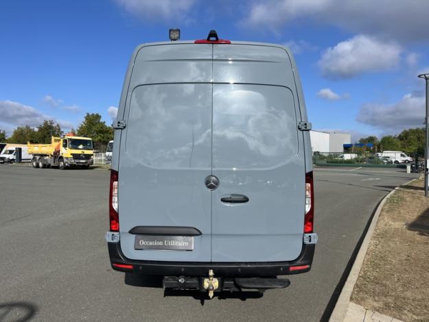 MERCEDES-BENZ Sprinter 319 CDI Fourgon Toit sureleve Long  43 s 6 cylindres