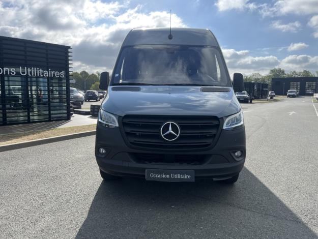 MERCEDES-BENZ Sprinter 319 CDI Fourgon Toit sureleve Long  43 s 6 cylindres