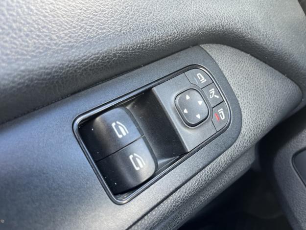 MERCEDES-BENZ Sprinter 319 CDI Fourgon Toit sureleve Long  43 s 6 cylindres