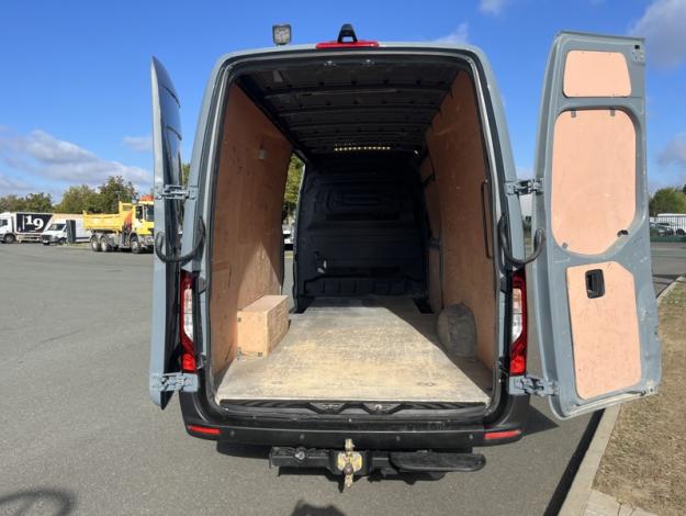 MERCEDES-BENZ Sprinter 319 CDI Fourgon Toit sureleve Long  43 s 6 cylindres