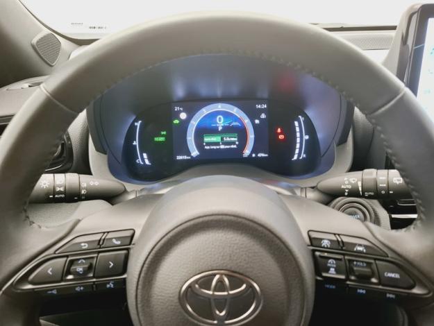 TOYOTA Yaris Cross 1.5 130H DESIGN   PACK CARGO