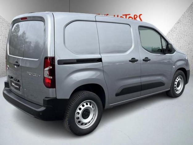 TOYOTA Proace City Medium 1.5L 130 D-4D BVA Start  PROACE CITY 1.5L 130 D 4D BVA START CONFORT CHANTIER