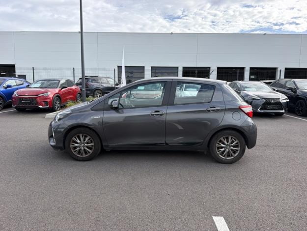 TOYOTA Yaris 100 HYBRID Dynamic  