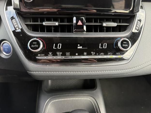 TOYOTA Corolla Hybride 122h Design  