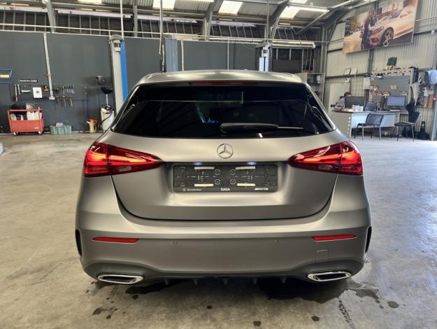 MERCEDES-BENZ GLA 250 e Luxury Line Toit Pano  