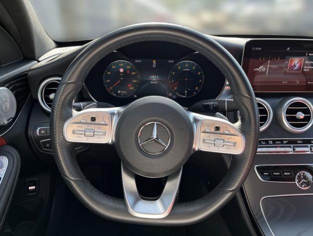MERCEDES-BENZ Třída C C 400 4MATIC (11/18)