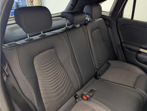 MERCEDES-BENZ GLA 200 d Progressive Line  