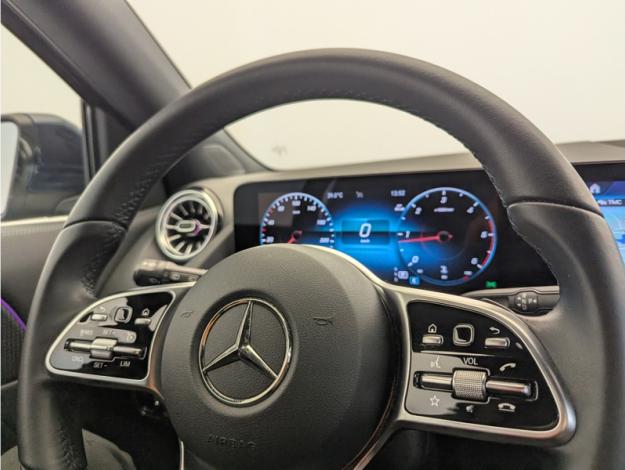 MERCEDES-BENZ GLA 200 d Progressive Line  