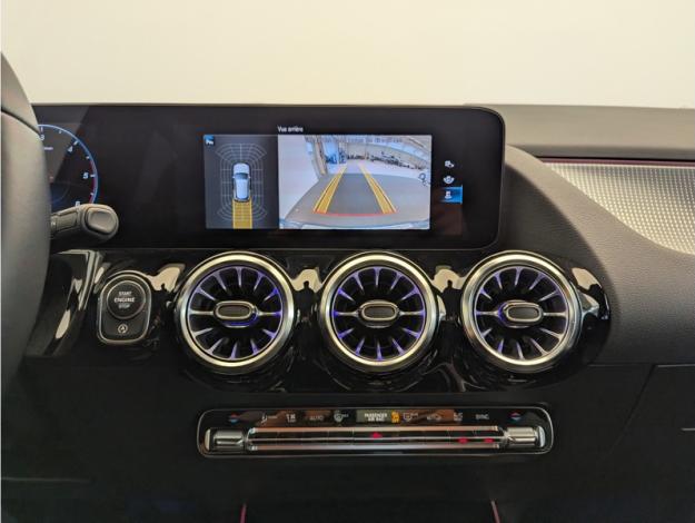MERCEDES-BENZ GLA 200 d Progressive Line  