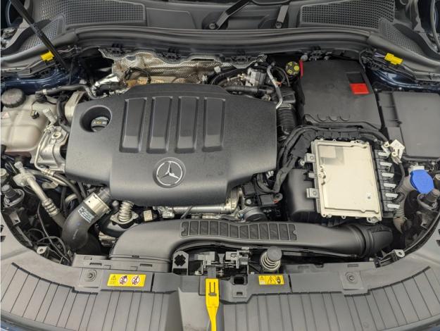 MERCEDES-BENZ GLA 200 d Progressive Line  