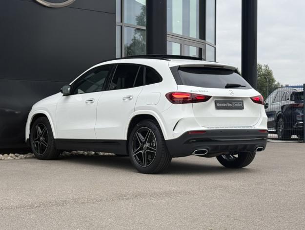 MERCEDES-BENZ GLA 200 d AMG Line  