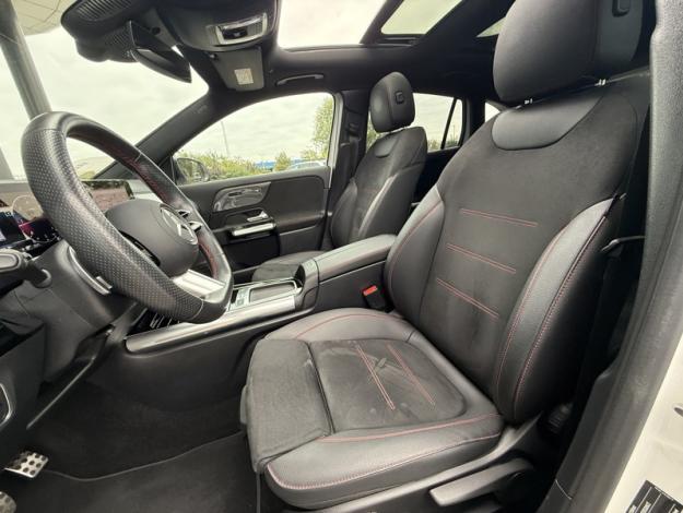 MERCEDES-BENZ GLA 200 d AMG Line  