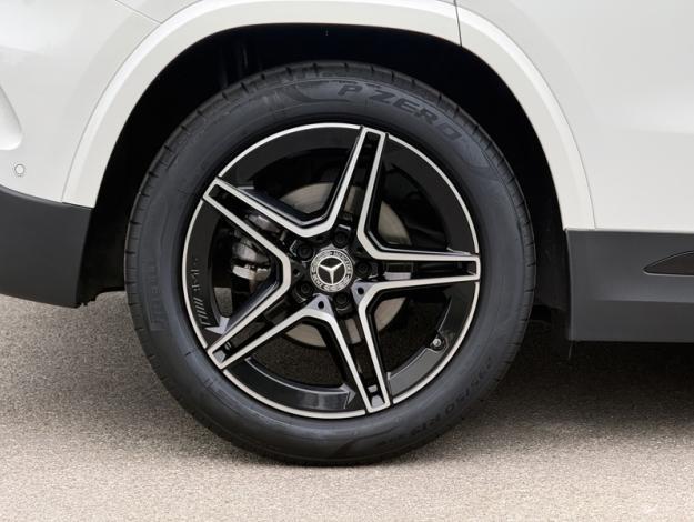 MERCEDES-BENZ GLA 200 d AMG Line  