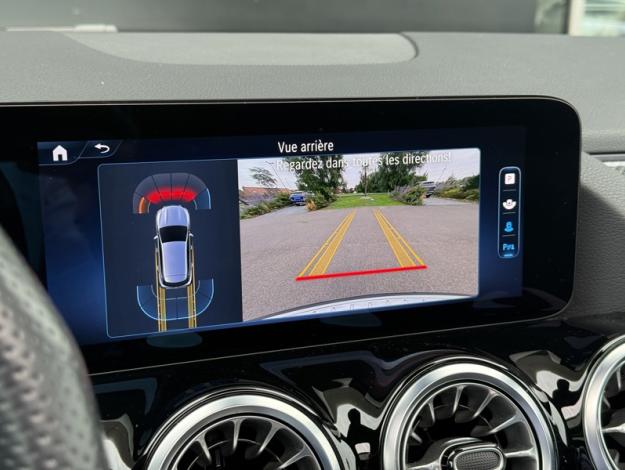 MERCEDES-BENZ GLA 200 d AMG Line  