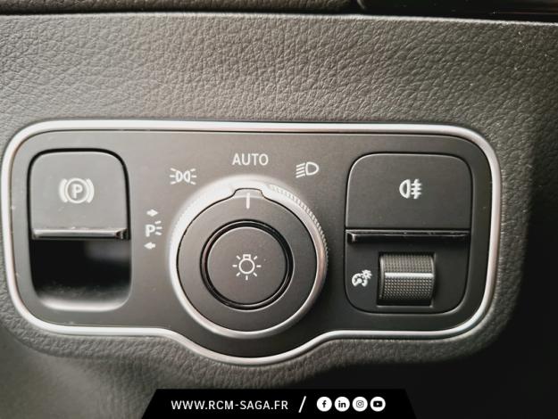 MERCEDES-BENZ GLA 200 d AMG Line  