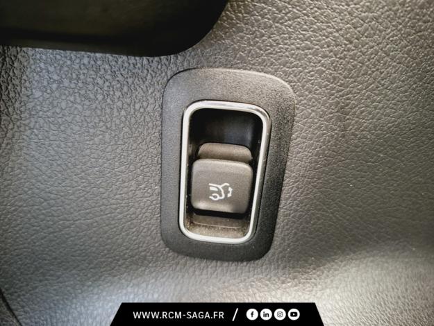 MERCEDES-BENZ GLA 200 d AMG Line  