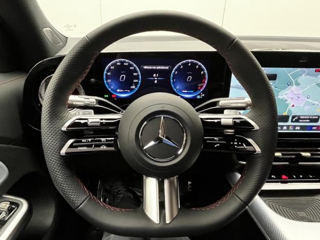 MERCEDES-BENZ GLB 200 AMG Line  GLB 200 AMG Line