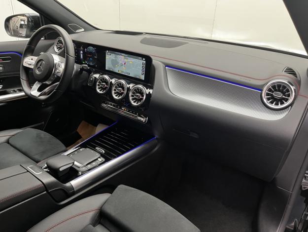 MERCEDES-BENZ EQA 250+ AMG Line  