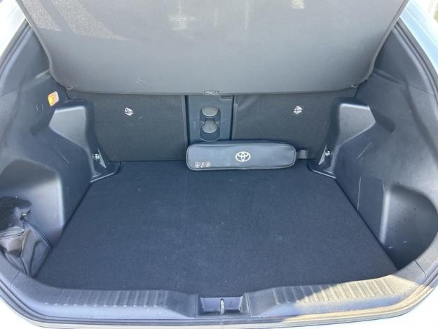 TOYOTA Yaris Cross 1.5 HYBRID 116H DESIGN CARGO MY22  