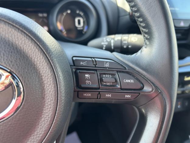 TOYOTA Yaris Cross 1.5 HYBRID 116H DESIGN CARGO MY22  