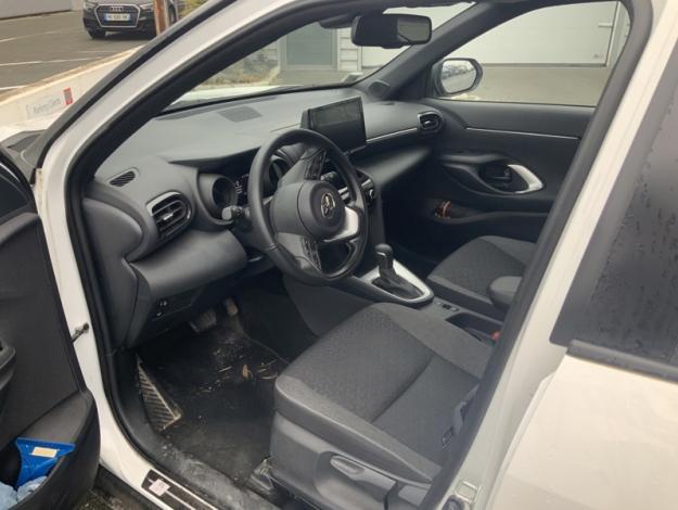 TOYOTA Yaris Cross 1.5 HYBRID 116H DESIGN CARGO MY22  