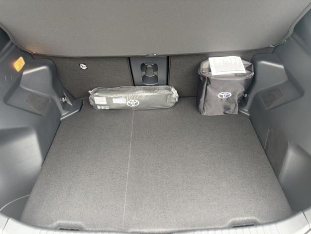 TOYOTA Yaris Cross 1.5 HYBRID 130H DESIGN AUTO  YARIS CROSS 130H 2WD DESIGN PACK CARGO VD MC26