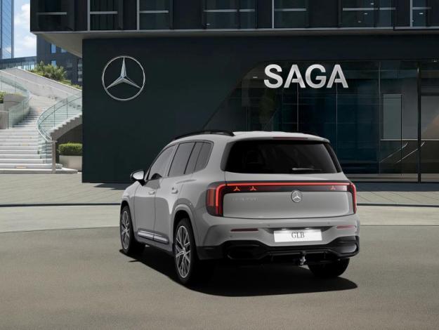 MERCEDES-BENZ GLB 250+ avec technologie EQ  