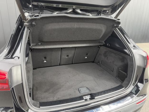 MERCEDES-BENZ GLA 200 d AMG Line  