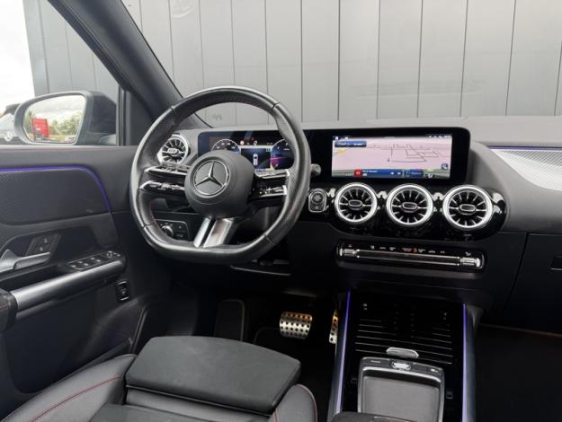 MERCEDES-BENZ GLA 200 d AMG Line  