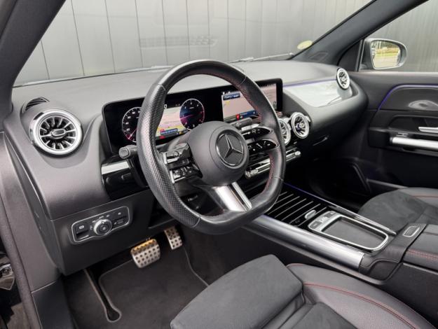 MERCEDES-BENZ GLA 200 d AMG Line  