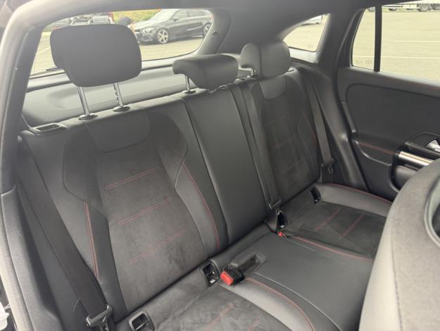 MERCEDES-BENZ GLA 200 d AMG Line  