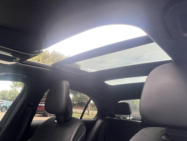 MERCEDES-BENZ Classe C Berline Classe C 300 e Hybrid EQ Berline AMG Line  