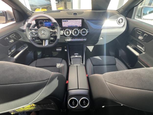 MERCEDES-BENZ GLA 200 Edition 140  