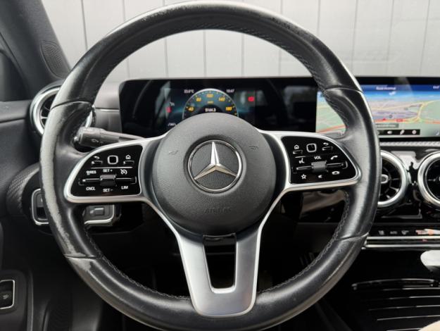 MERCEDES-BENZ Classe A 180 d Berline Business Line  