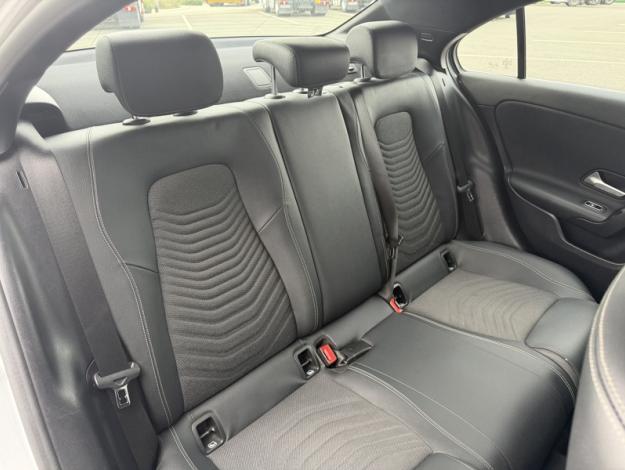 MERCEDES-BENZ Classe A 180 d Berline Business Line  