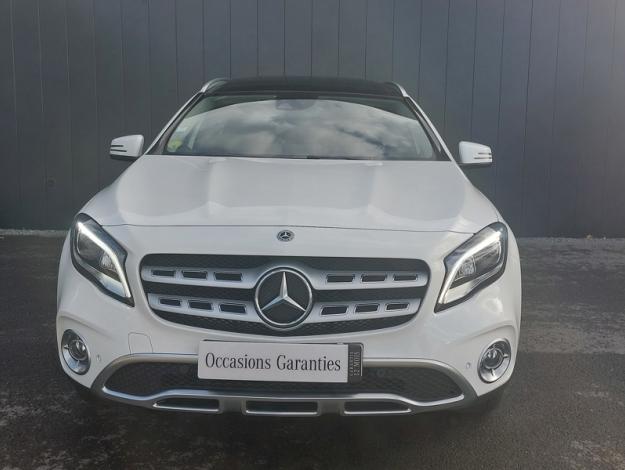 MERCEDES-BENZ GLA 200 d Sensation  