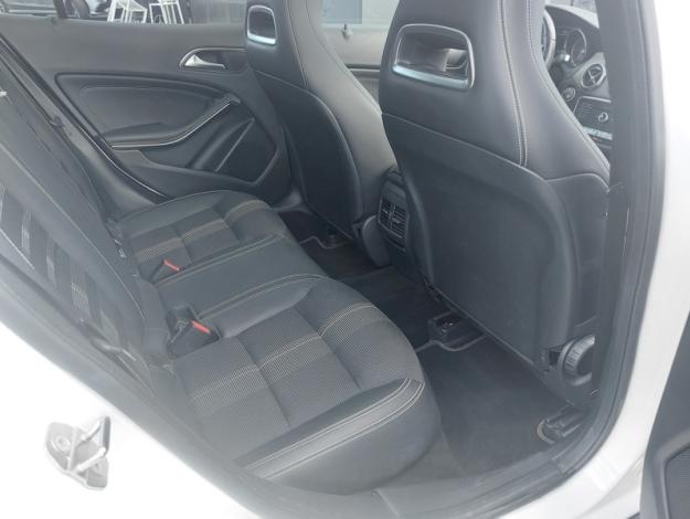 MERCEDES-BENZ GLA 200 d Sensation  