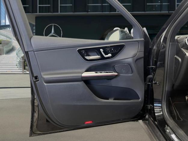 MERCEDES-BENZ GLC 200 4MATIC AMG Line  